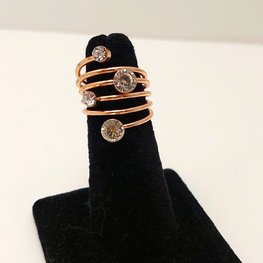 Fashion Jewelry Ring Size 6.5 Spiral